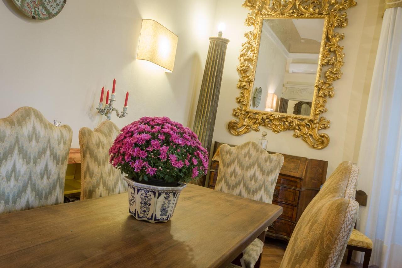 Merlo Ner0 Villa Florencia